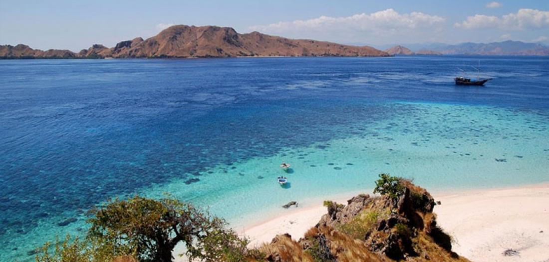 Viaggio in Indonesia: Spiaggia Komodo